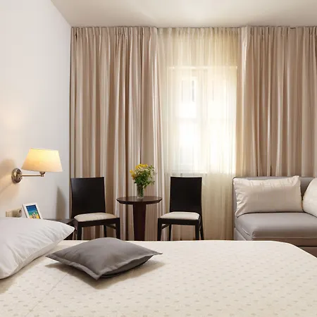 Croatia 4* Baška Voda