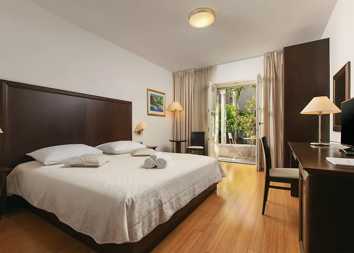 Croatia 4* Baška Voda