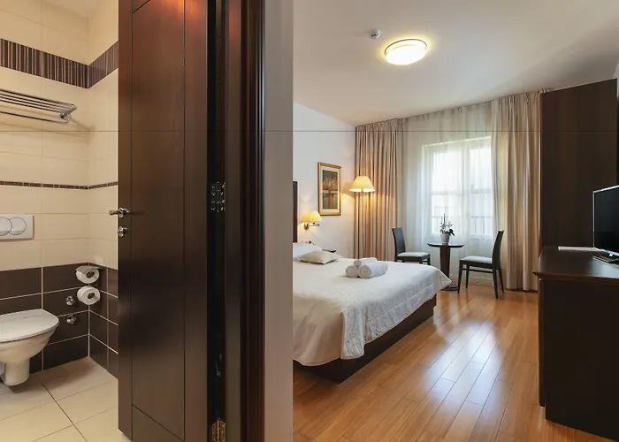 Croatia 4* Baška Voda